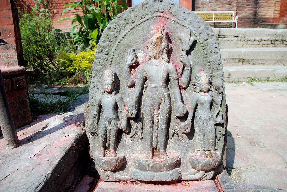 59 Kathmandu Gokarna Mahadev Temple Shiva Flanked By Two Figures 